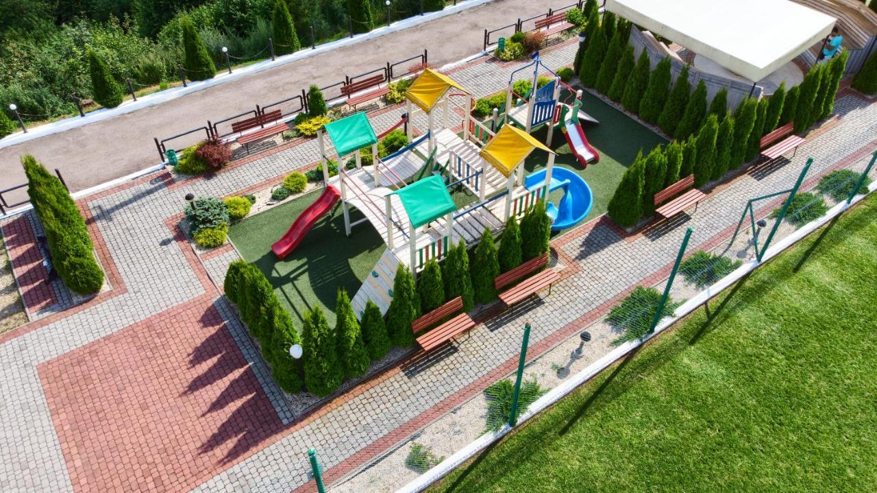 Hotel Карпатський Затишок Slavske Exterior foto
