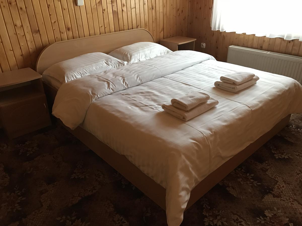 Hotel Карпатський Затишок Slavske Exterior foto