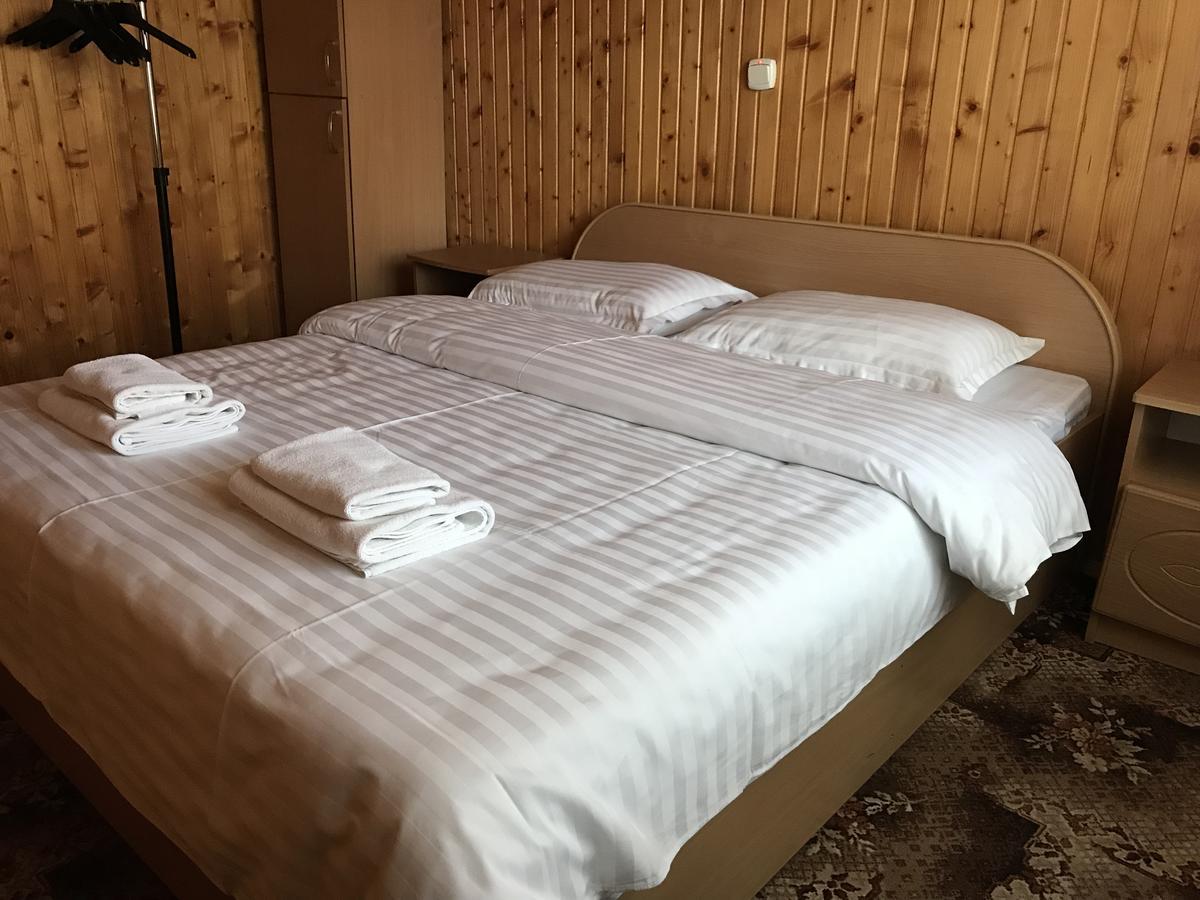 Hotel Карпатський Затишок Slavske Exterior foto